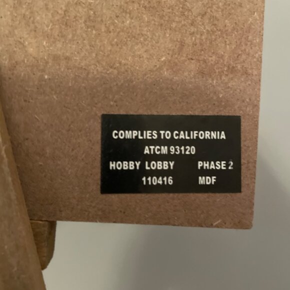 Rustic wooden Favors sign for wedding shower - Picture 3 of 4